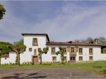 Casa en Venta en Oviedo