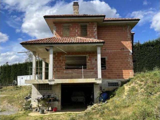 Casa en Venta en Oviedo