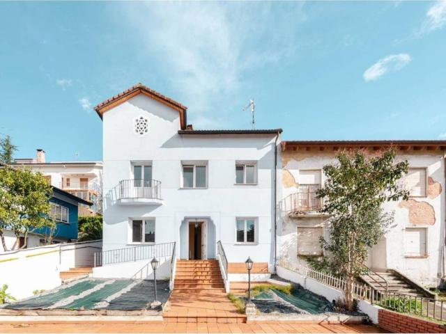 Casa en Venta en Oviedo