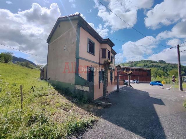 Casa en venta en Oviedo, San Claudio Trubia Las Caldas. VENTA DE CASA CON NEGOCIO EN TRUBIA PARA REFORMAR. Casas.