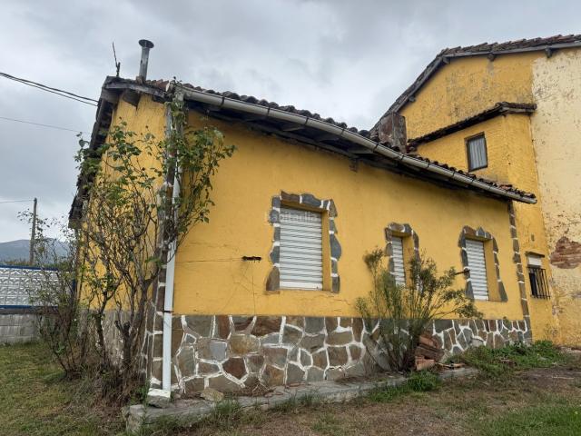 Casa en venta en Oviedo, San Claudio Trubia Las Caldas. Casas.