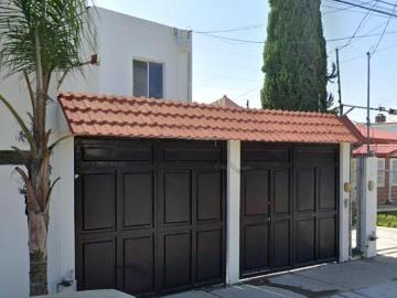 CASA EN VENTA EN OXIGENO 1218 EL CONDADO PLUSLEON DE LOS ALDAMA GUANAJUATO