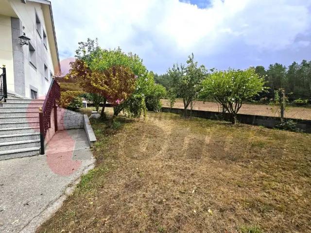 Casa en Venta en O Corgo