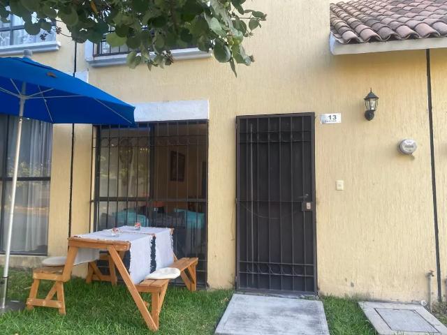 Casa en venta en Oacalco, Yautepec, Morelos