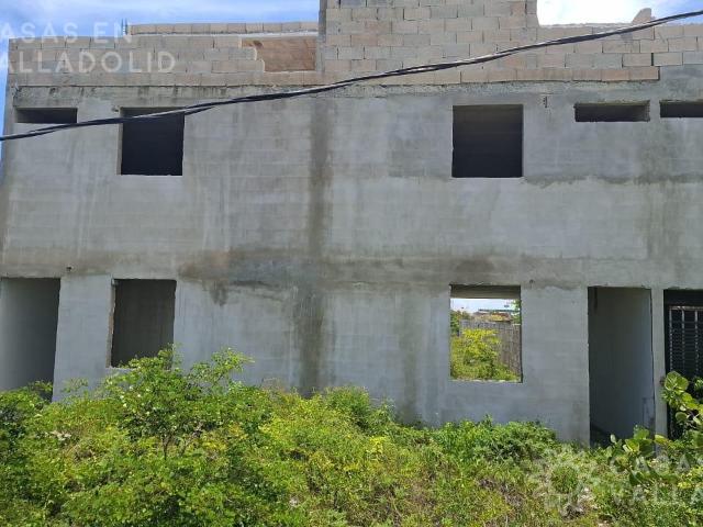 Casa en venta en obra gris en venta