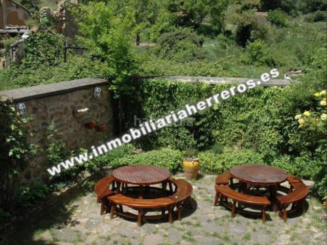 Casa en venta en Ocón. Casa en venta en Los Molinos de Ocon, 8 dormitorios. Casas.