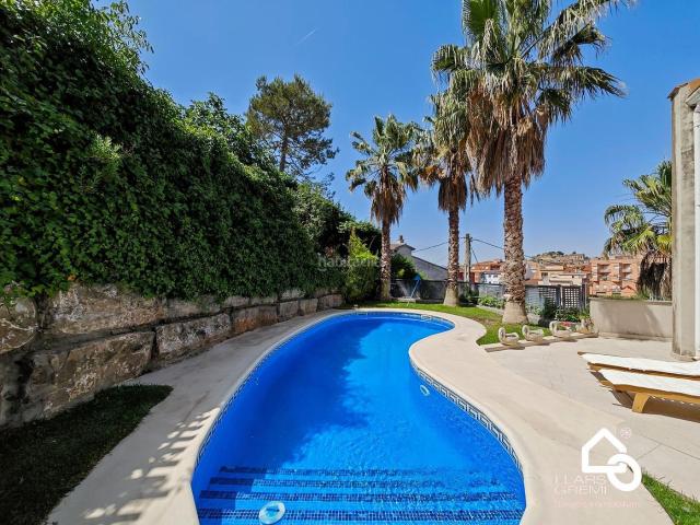 Casa en venta en Òdena. VENTA CHALET EN ÒDENA ZONA PUEBLO GARAJE, JARDÍN Y PISCINA!. Casas.
