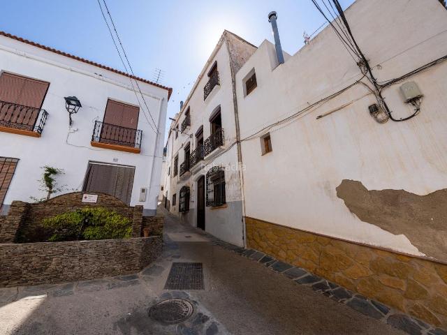 Casa en venta en Ohanes. Encanto histórico, confort y oportunidad única en Ohanes. Casas.