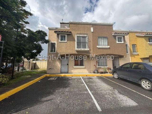 Casa en Venta en Ojo de Agua, Tecamac CR 26 997
