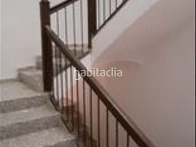 Casa en venta en Ojos Negros. Maravillosa casa grande de pueblo para redecorar. Casas Ojos.