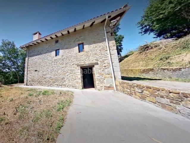 Casa en venta en Okondo. Casas.