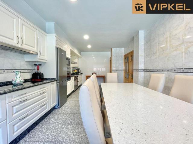 Casa en venta en Oleiros La Coruña