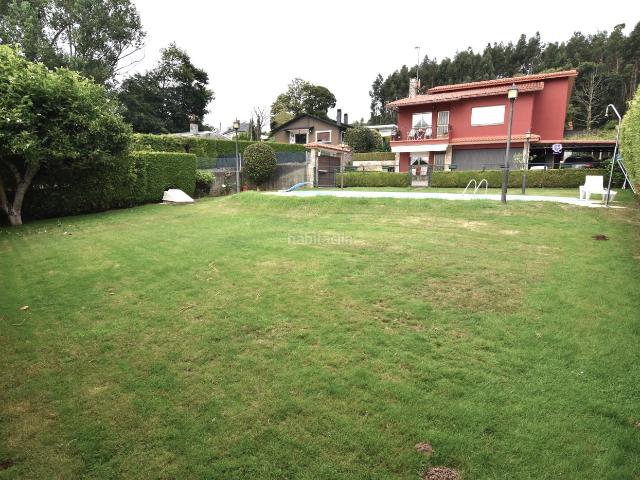Casa en venta en Oleiros, Liáns. Casas.