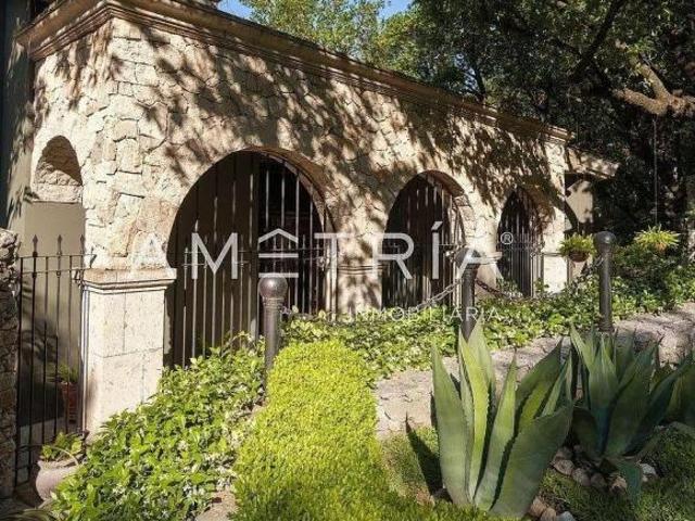 CASA EN VENTA EN OLINALÁ
