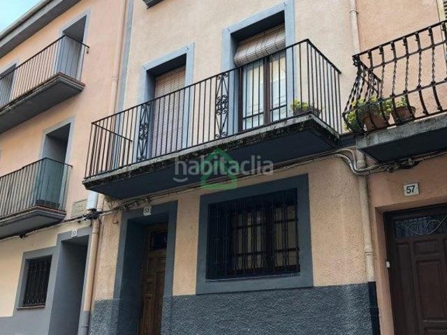 Casa en venta en Oliana. Una casa con 4 plantas y mil posibilidades. Casas.