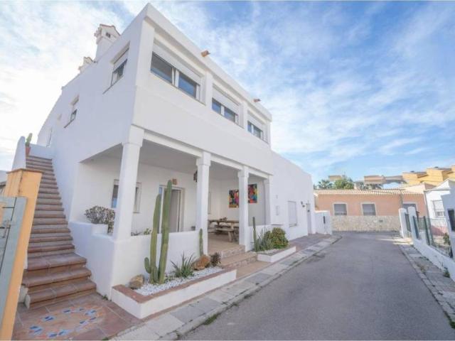Casa en Venta en Oliva