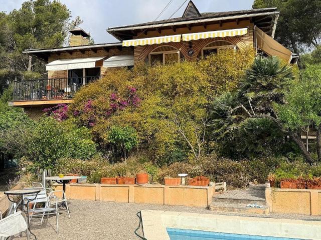 Chalet en venta en calle Del Mas Guineu, Olivella, de 108 m² 4 habitaciones por 339.000