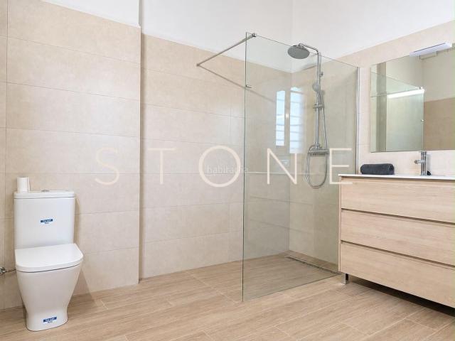 Casa en venta en Olot. CASA CON GRAN JARDÍN EN OLOT BONAVISTA. Casas.