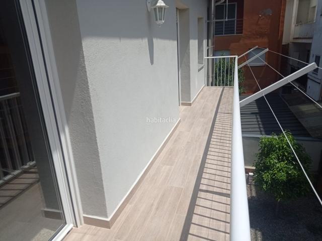 Casa en venta en Olot. Casa reformada bonavista. Casas.