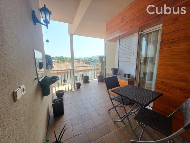 Casa en venta en Olot. Casas.