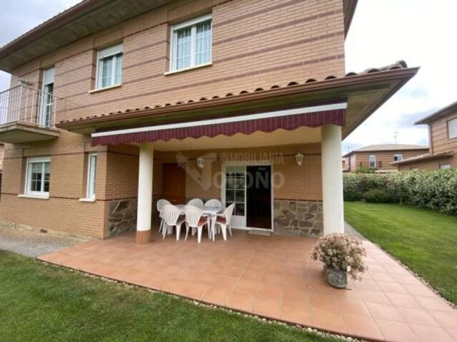 Casa en Venta en Ollauri