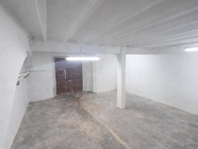 Casa en venta en Onil. AMPLIA VIVIENDA PARA REFORMAR EN ONIL. Casas.