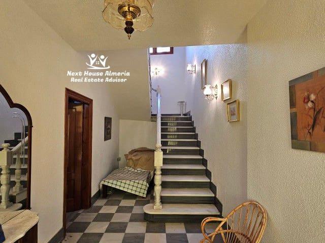 Casa en venta en Oria, Almería