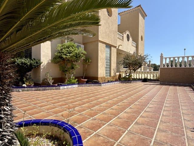 Casa en venta en Orihuela, Alicante