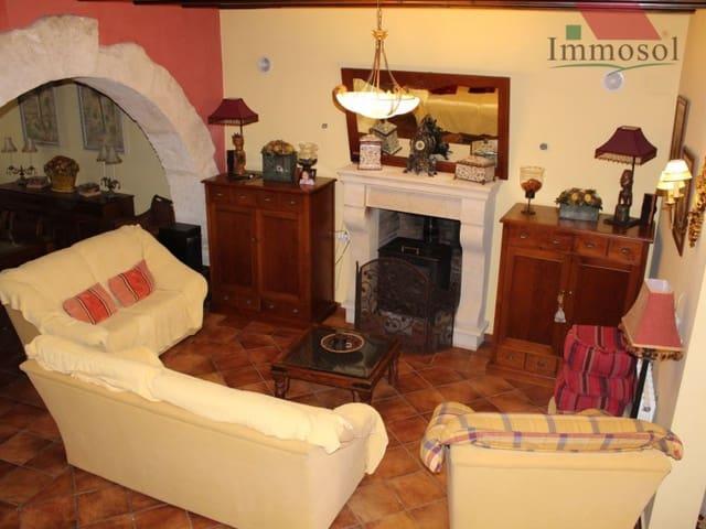 Casa en venta en Orihuela, Alicante