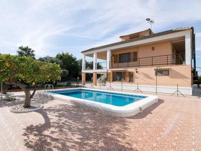 Casa en Venta en Orihuela