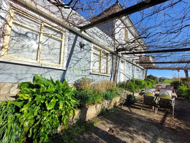Casa en venta en Oroso. Casas.