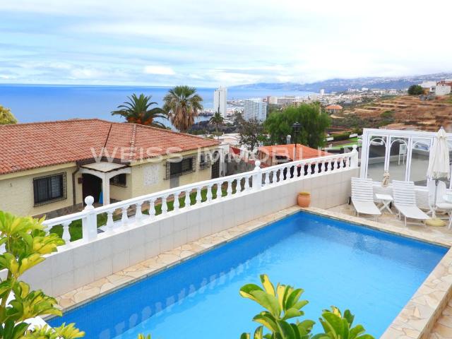 Casa en venta en Realejos Los, Longuera Toscal. Su chalet sin preocupaciones con piscina, fotovoltaica, garaje y vistas al mar en La Romántica II. Casas Realejos.