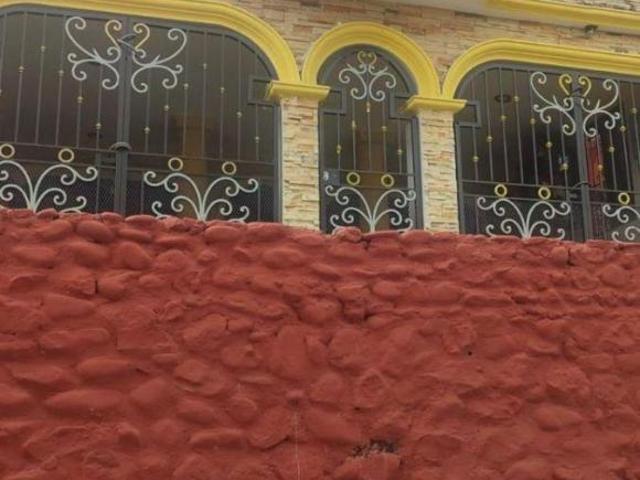 Casa en Venta en Atasta de Serra, Villahermosa – Amplios Espacios y Terraza con Excelente Ubicación