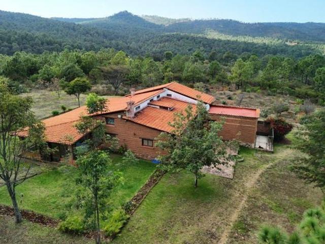 CASA EN VENTA EN ATEMAJAC DE BRIZUELA