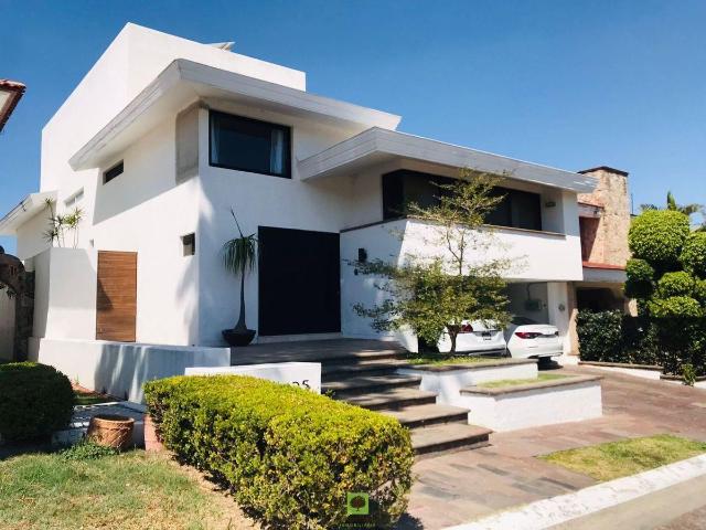 Casa en venta en Atlas Colomos, Zapopan, Jalisco