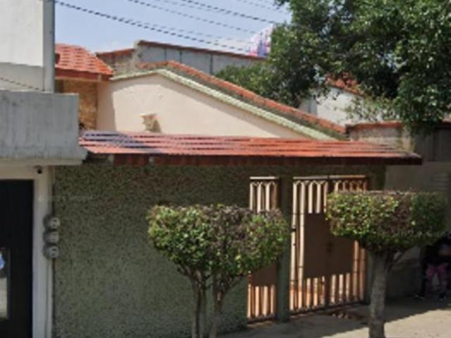CASA EN VENTA EN AV. BOSQUES DE ASIA #12, COL. BOSQUES DE ARAGÓN, NEZAHUALCOYOTL, ESTADO DE MÉXICO