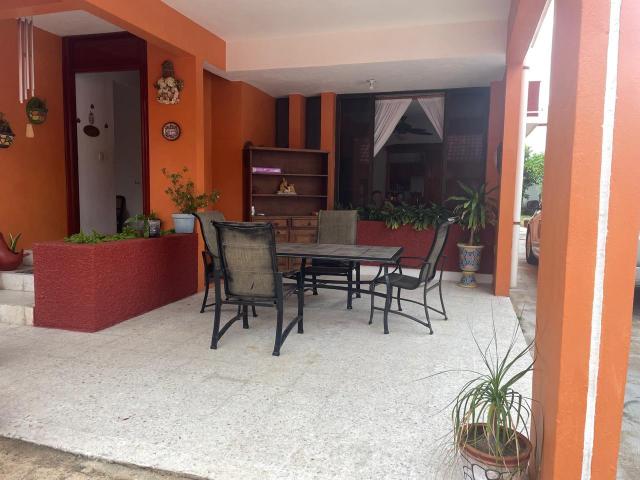 CASA EN VENTA EN AV. CUAUHT?MOC, COLONIA CENTRO, COATZACOALCOS, VERACRUZ
