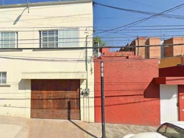 Casa en Venta en Av Centenario