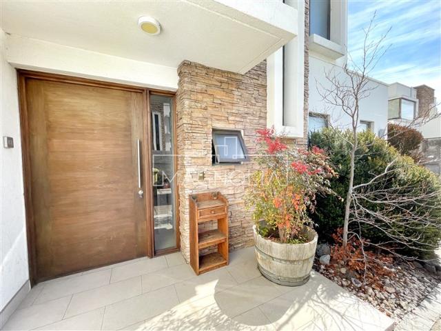 Casa en Venta en Av. Chamisero/El Torreón