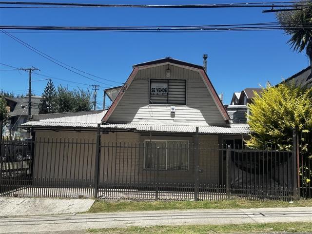 Casa en Venta en AV REPUBLICA 1051