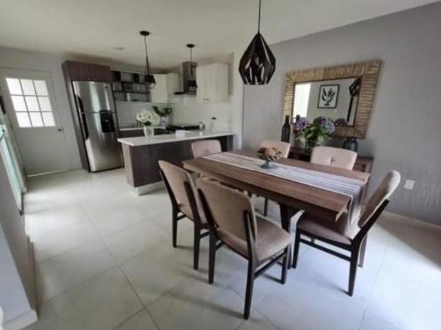 CASA EN VENTA EN AV. 18 DE MARZO EN COATZACOALCOS