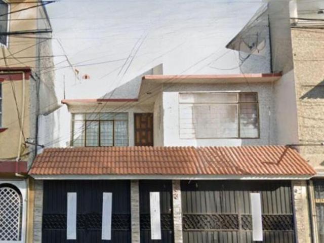 Casa en Venta en Av 499 #133, Colonia San Juan de Aragón VI Sección, Frente al Metrobús 416