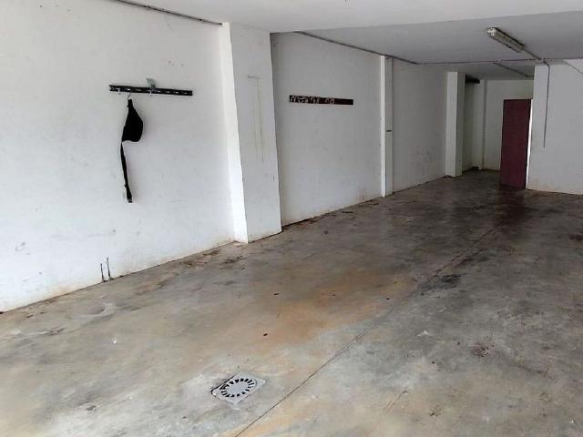 Casa en venta en avenida Can Canyameres, Sentmenat, de 190 m² 4 habitaciones por 299.000