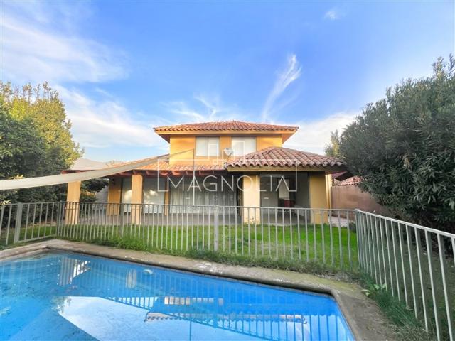 Casa en Venta en AVENIDA CHAMISERO
