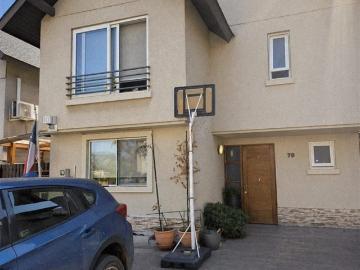 Casa en Venta en Avenida Altos del Parque Nte. 8231