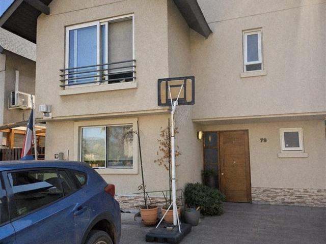 Casa en Venta en Avenida Altos del Parque Nte. 8231