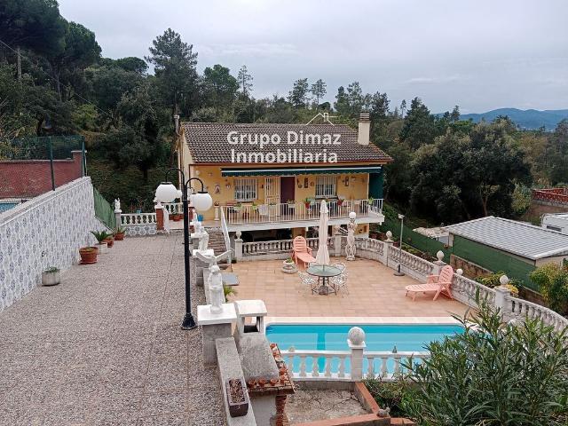 Casa en venta en avenida De la Selva, Maçanet de la Selva, de 120 m² 3 habitaciones por 250.000