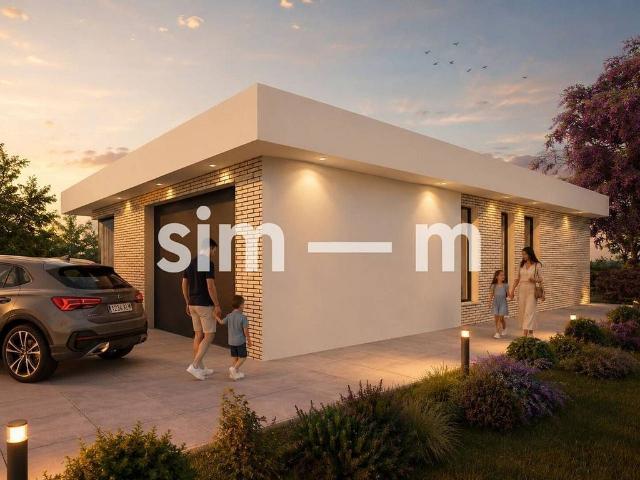 Casa en venta en avenida Del Castell, Torelló, de 81 m² 3 habitaciones por 553.000