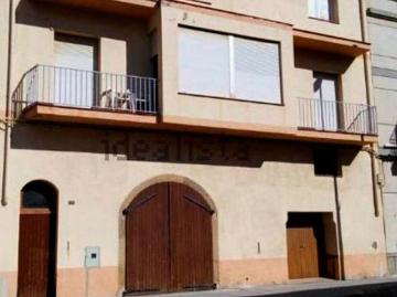 Casa en venta en avenida Franquet, Gandesa, de 532 m² 4 habitaciones por 130.000