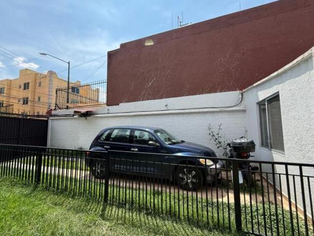 Casa en venta en avenida Pléyades en Prados Coyoacan
